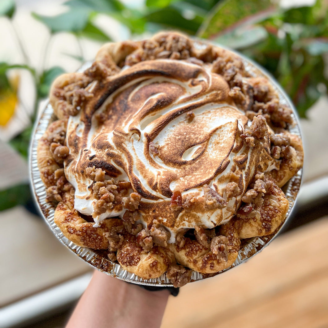 Sweet Potato Pie w/ Marshmallow Meringue + Pecan Praline